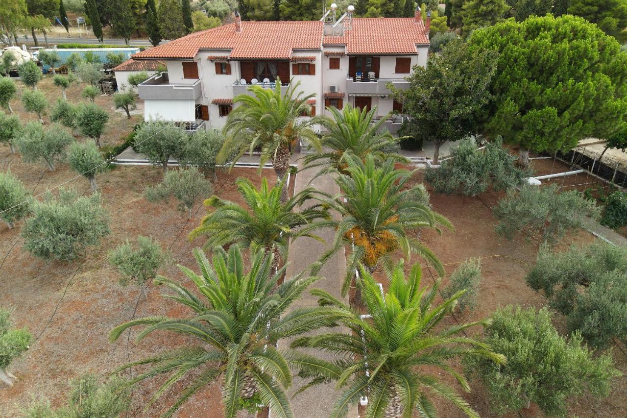 Krissaia Seaside Suites Galaxidi Exterior photo