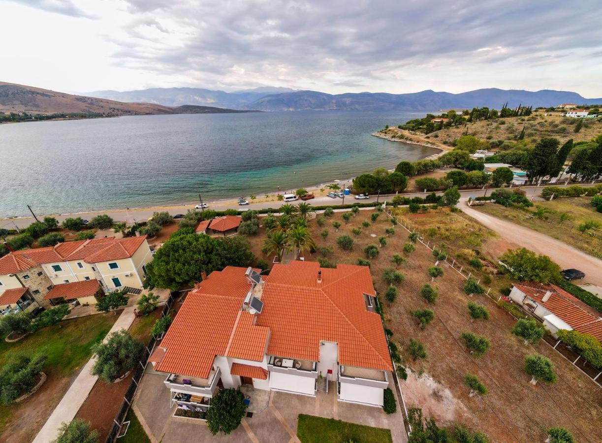 Krissaia Seaside Suites Galaxidi Exterior photo
