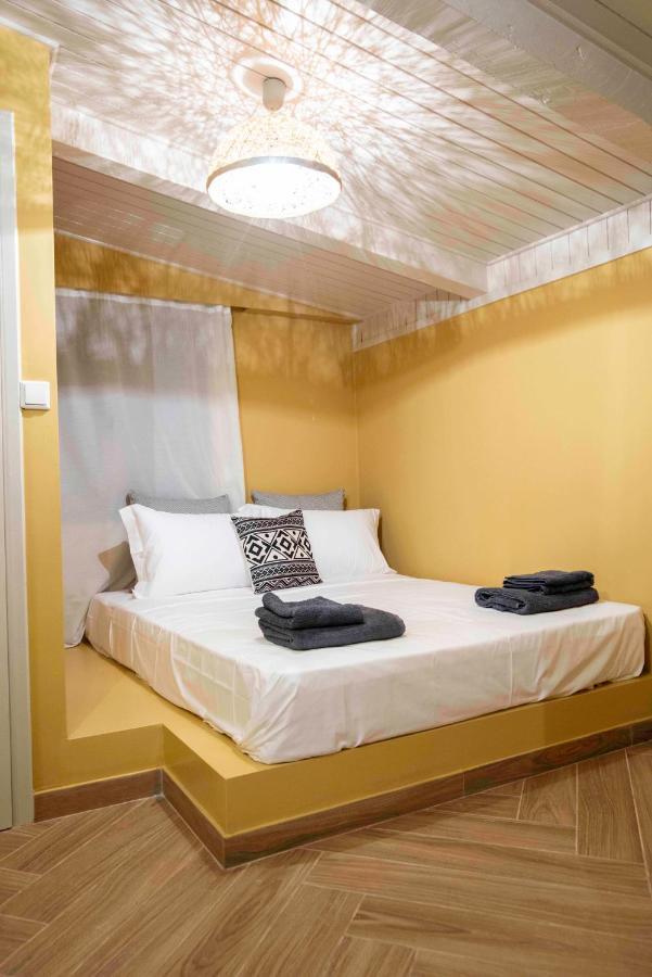 Krissaia Seaside Suites Galaxidi Exterior photo